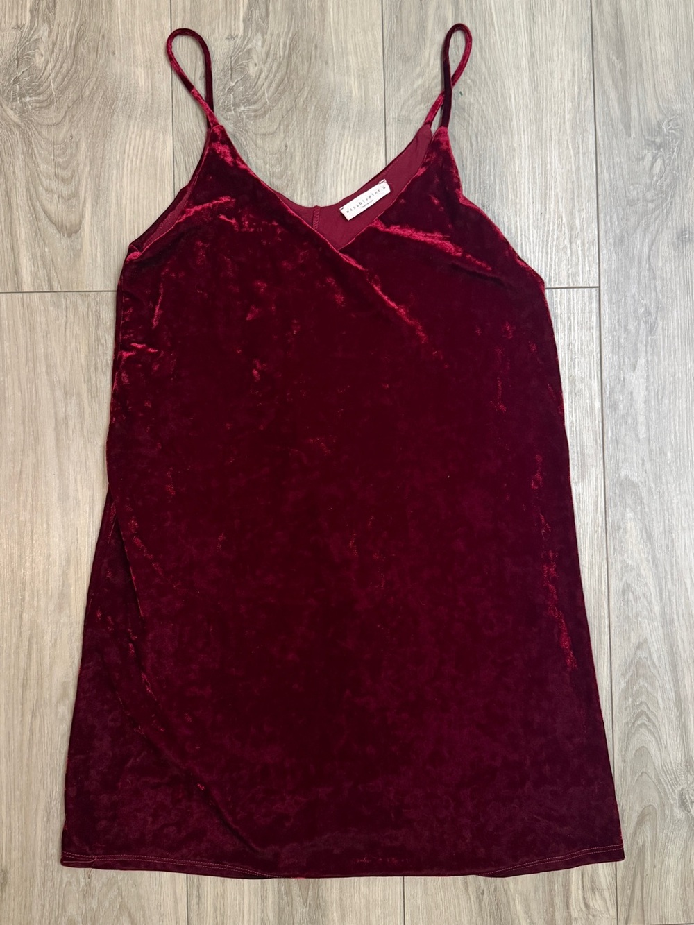 Women's Wine Velvet Slip Mini Dress with Spaghetti Straps